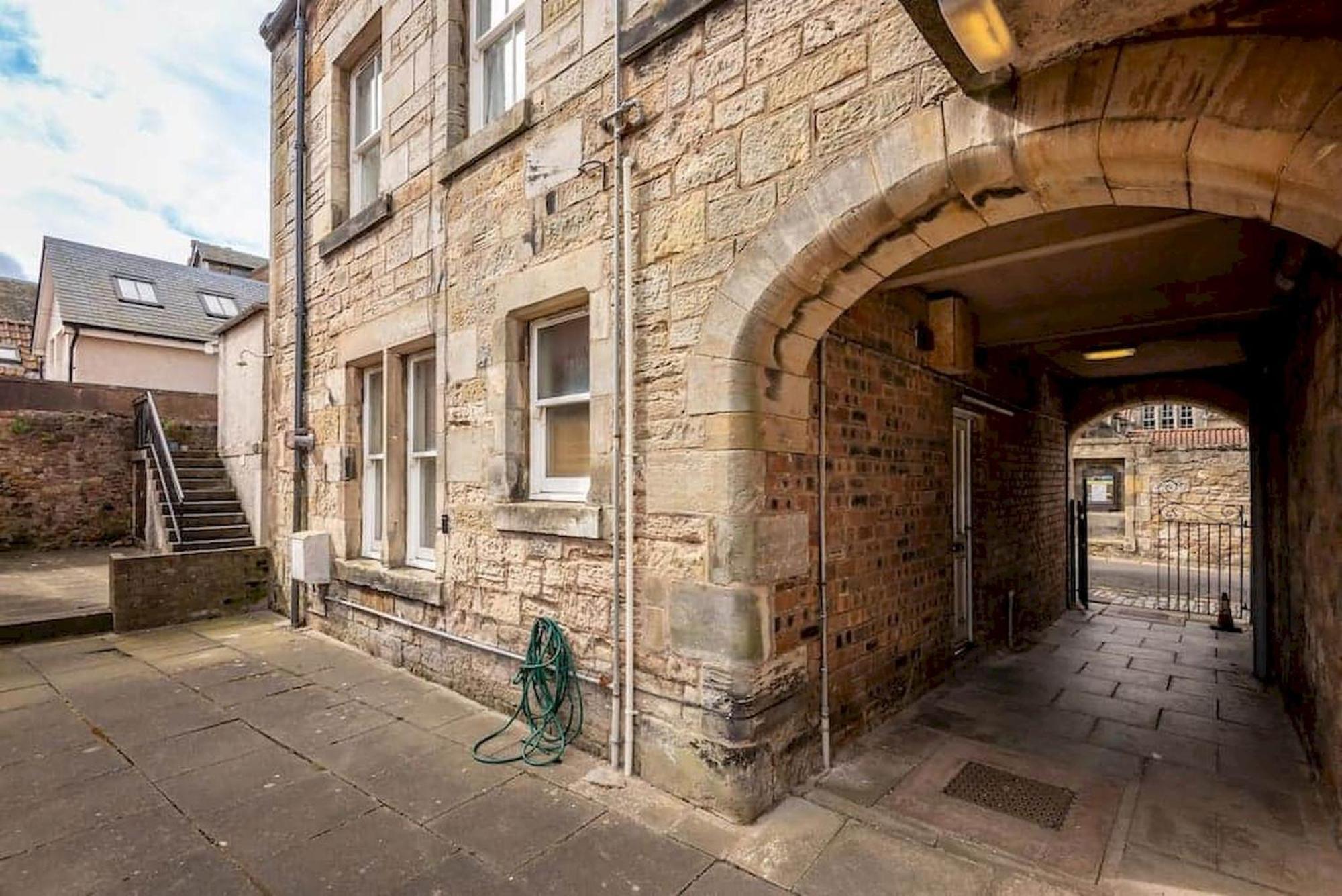 Castle Loft Apartment เซนต์แอนดรูว์ ภายนอก รูปภาพ